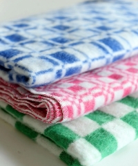 Одеяло байковое 1,5 сп. цветная клетка плотн. 420 г/м2